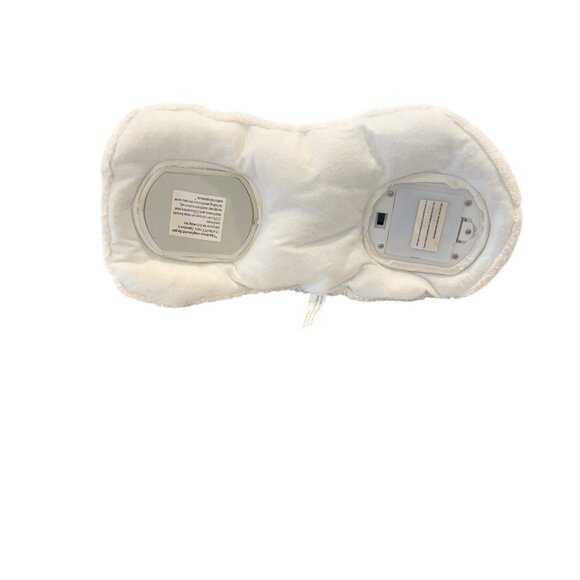 Hallmark Family Three Snowmen Merry Christmas Music Motion Red White Hat Scarf - Picture 5 of 6